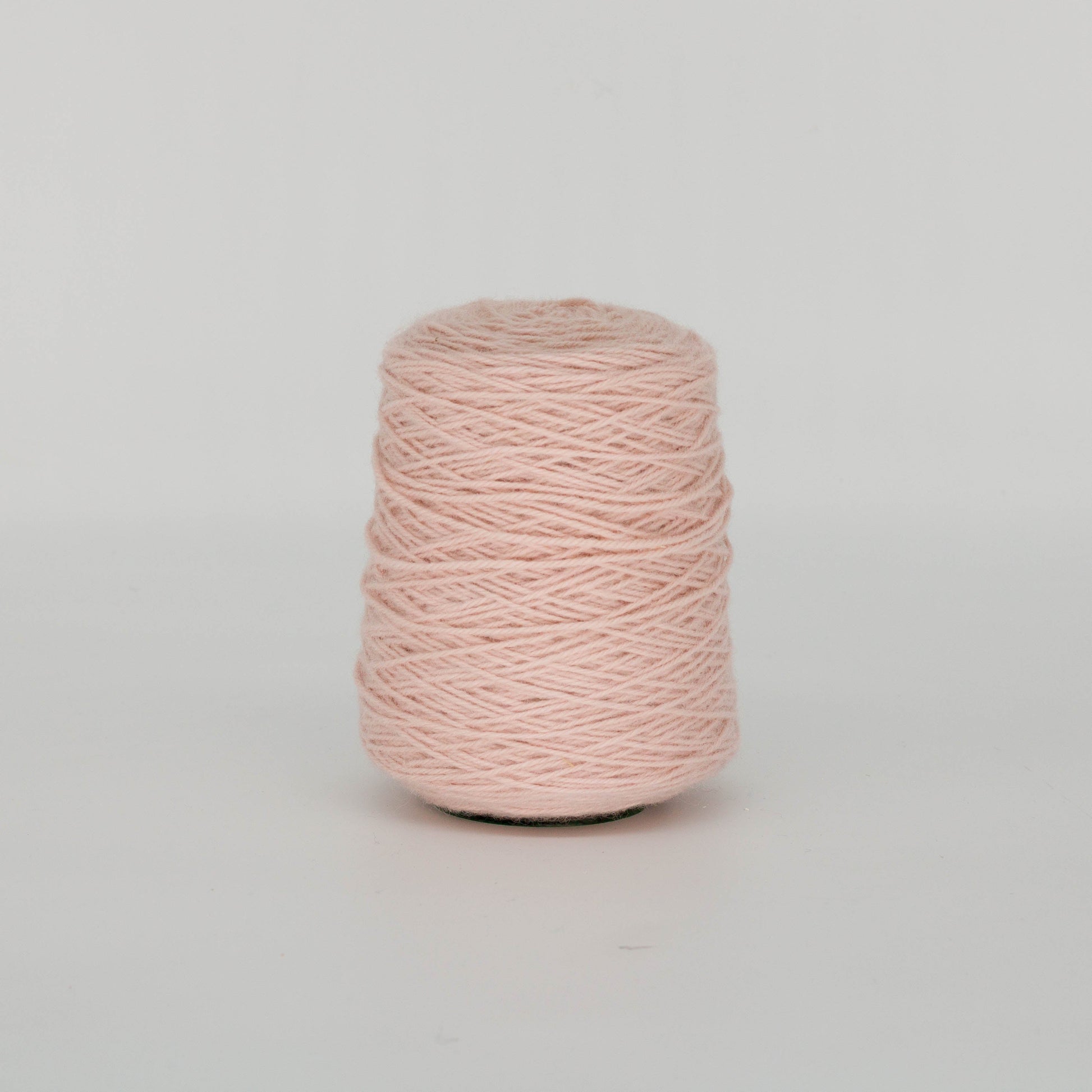 Pale ivory100% Wool Rug Yarn On Cones (499) - Tuftingshop