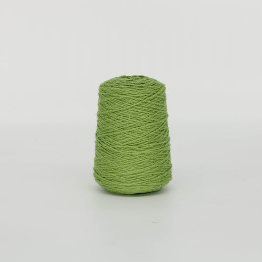 Mary Jane green 100% Wool Rug Yarn On Cones (153) - Tuftingshop