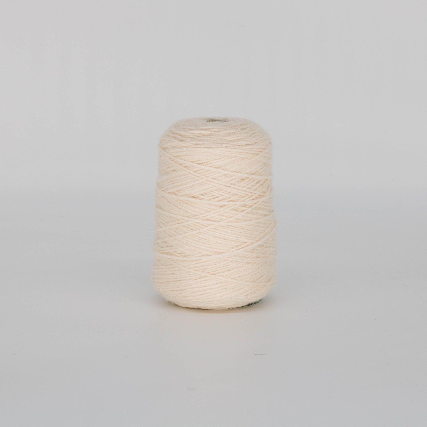 White 100% Wool Rug Yarn On Cones (super white) - Tuftingshop